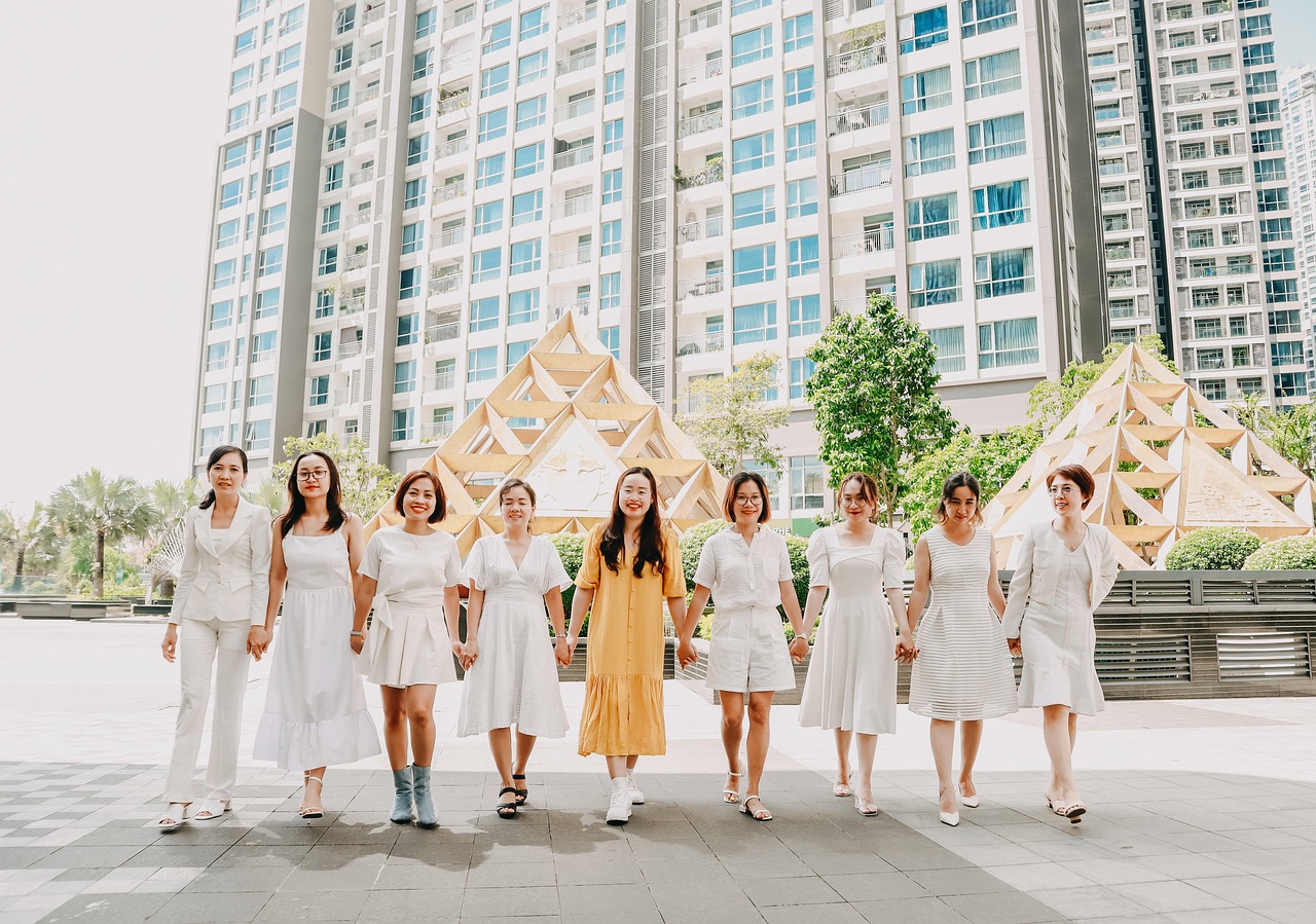 微信买卖小号：代理微交易平台