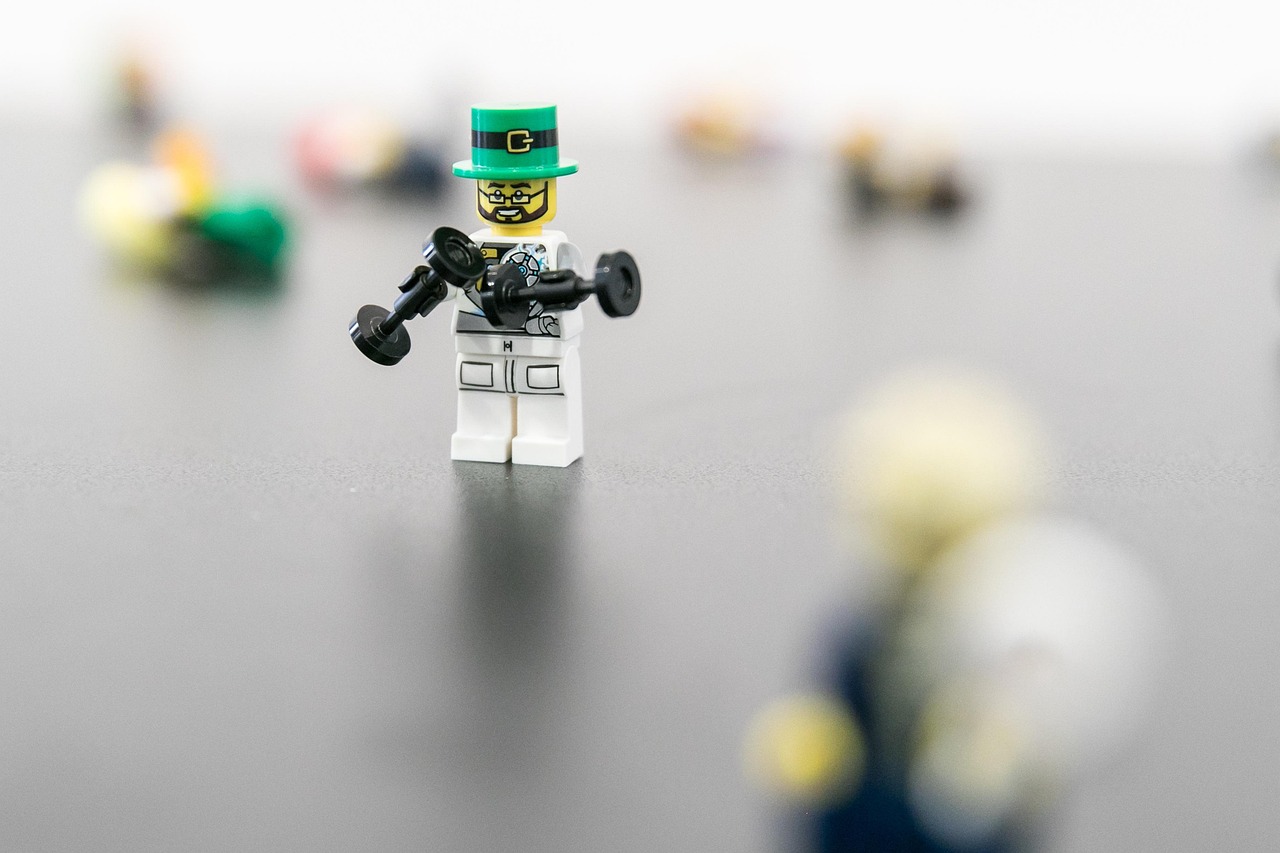 英雄联盟手游国际服:爱微游平台代理